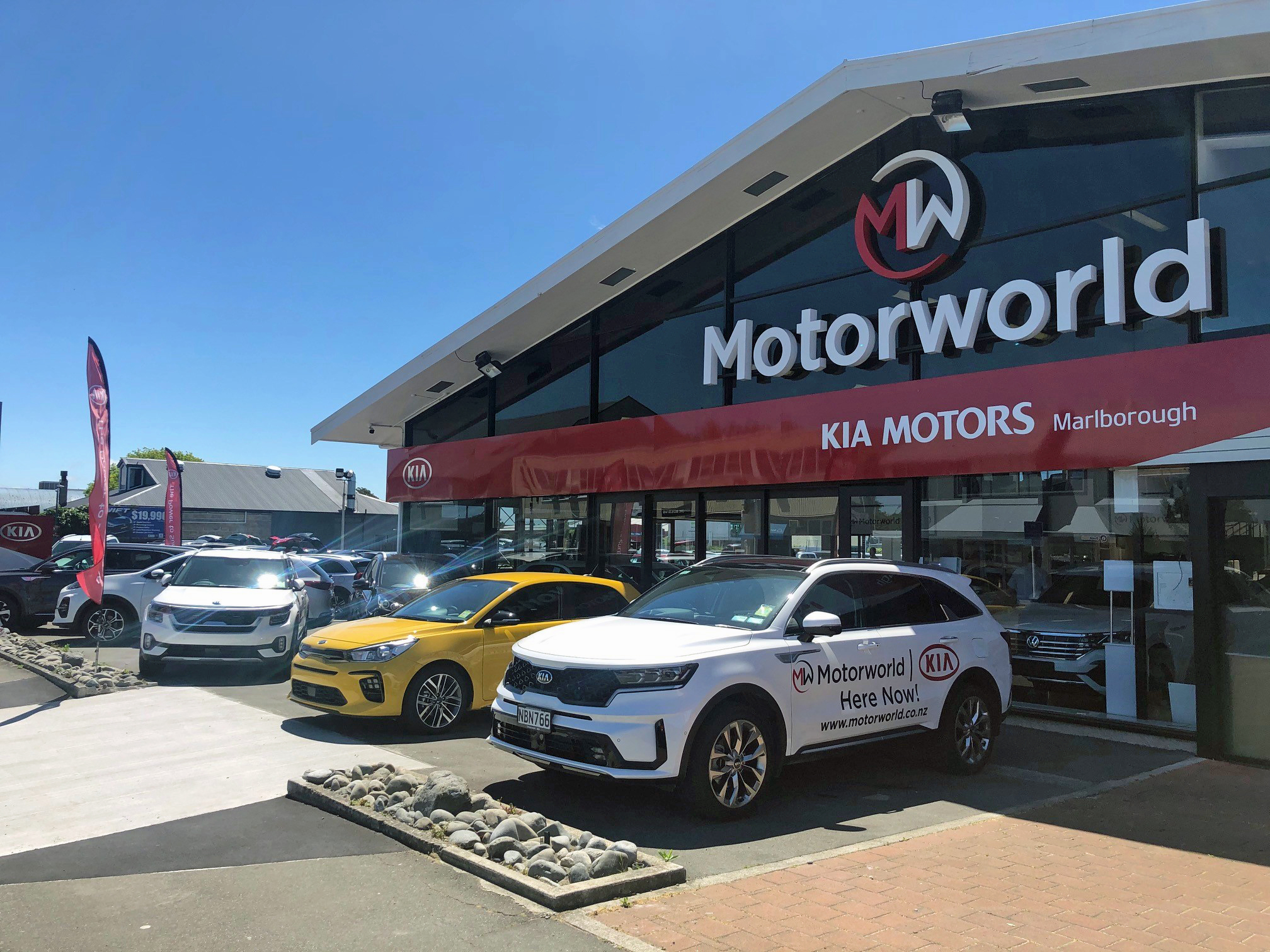 New Kia dealer opens in Blenheim